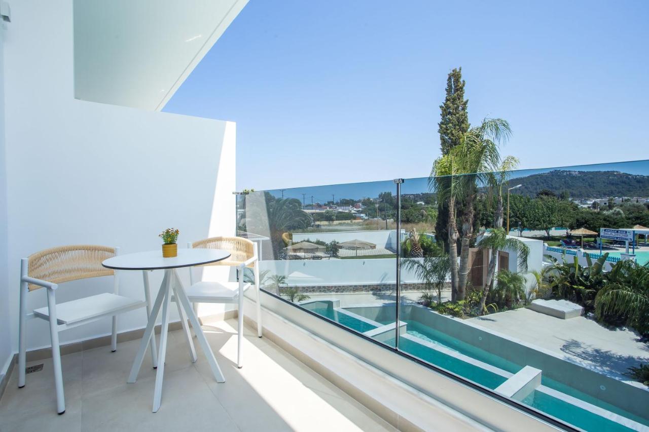 Vanik Suites Kallithéa 外观 照片